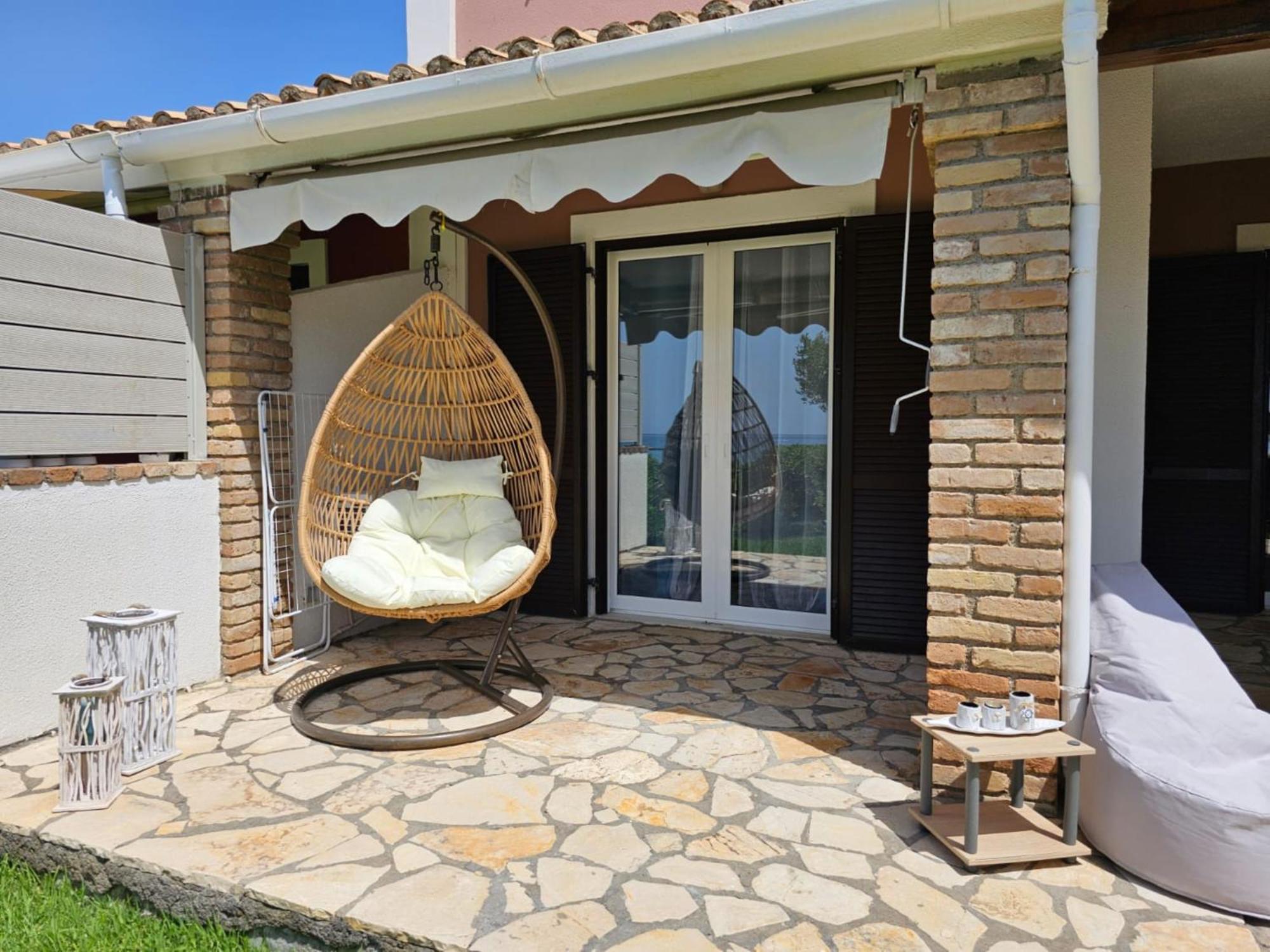 Glyfada Beachfront Apartment A3G Ngoại thất bức ảnh
